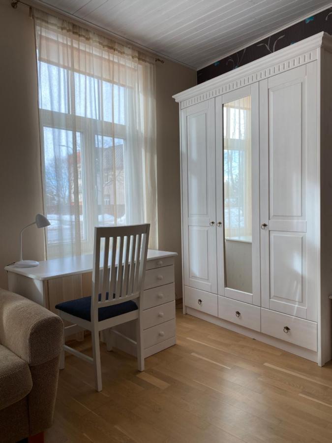 Posti Guest Apartment Haapsalu Ngoại thất bức ảnh
