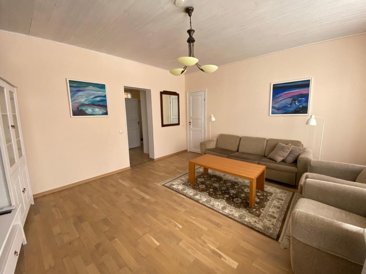 Posti Guest Apartment Haapsalu Ngoại thất bức ảnh